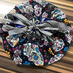 Cinch makeup bag